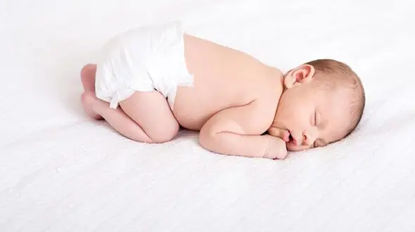 خوابیدن روی شکم برای سلامتی مضر است؟
