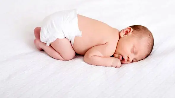 خوابیدن روی شکم برای سلامتی مضر است؟