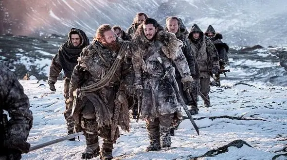 مرخصی شهروندان آمریکایی برای پخش آخرین قسمت بازی تاج و تخت+عکس