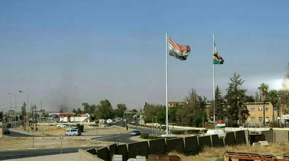 برافراشته شدن پرچم عراق در مناطق مورد مناقشه