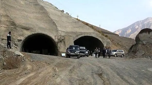 نرخ عوارض قطعه اول آزاد راه تهران-شمال تعیین شد/ این قطعه 32 کیلومتر و 40 تونل رفت و برگشت دارد