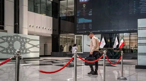 طلای نوین در بازار /  آیا دوران انحصار آبی دولت به سر رسیده است؟