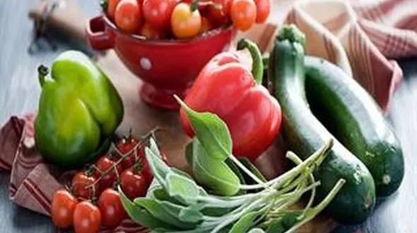 میوه های تسکین دهنده نفخ شکم