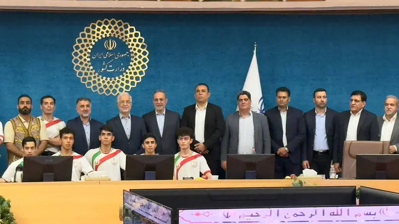 زنگ جوانمردی در وزارت کشور با حضور اسکندر مومنی وزیر کشور به صدا درآمد