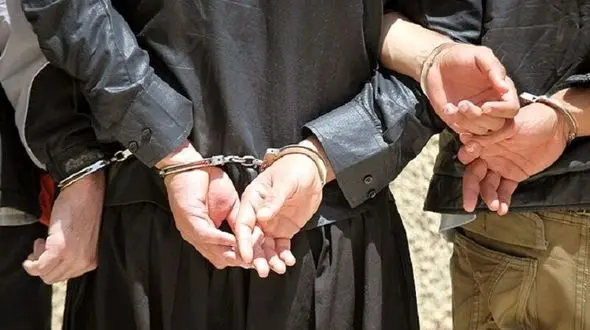 میهمانان عروسی در رومشکان چماق به دست شدند