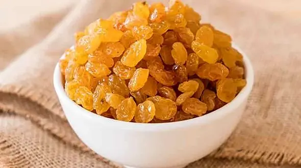 کشمش ناشتا بخورید زیرا ...