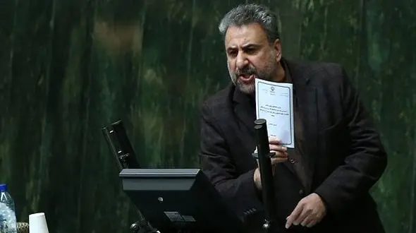 برف و بوران چادر زلزله زده های کرمانشاه را برده، آقایان تلفنشان را جواب نمی‌دهند!