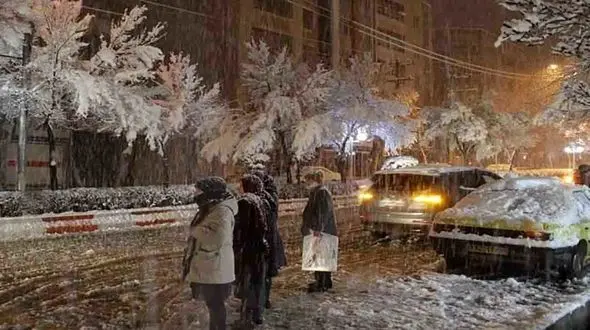 کولاک برف و یخبندان در راه تهران / دما چقدر کاهش می‌یابد؟ + هشدار هواشناسی 