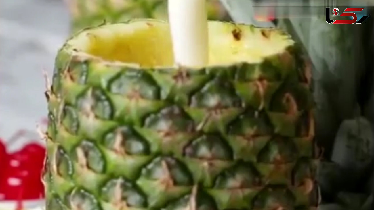 نوشیدنی خوشمزه شب یلدا را در آناناس سرو کنید + فیلم