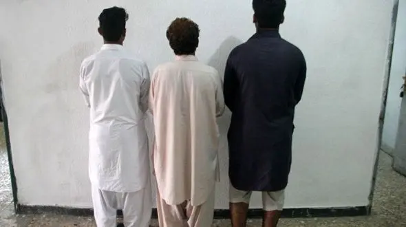 تعقیب و گریز برای انهدام باند سارقان مسلح در زاهدان + عکس 