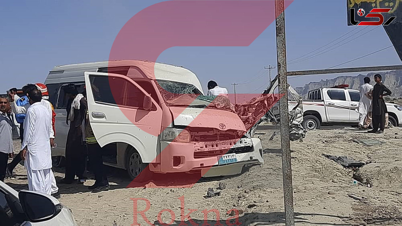 اولین عکس ها از تصادف خونین  کاروان نمایندگان مجلس و منطقه آزاد در چابهار / حال سه مجروح وخیم است