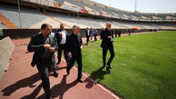 در آستانه بازی پرسپولیس و النصر/ بازدید وزیر ورزش از استادیوم آزادی و صحبت درباره ورود VAR + فیلم