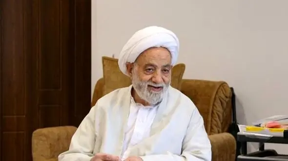 (فیلم) حاج آقا قرائتی: سگ تو خونه نگه ندارید! / ادرار سگ رو بدید آزمایش، ادرار بُز رو هم بدید آزمایش، ببینید کدوم میکروبش بیشتره / فرانسه 50 میلیون جمعیت داره، 45 میلیون سگ!