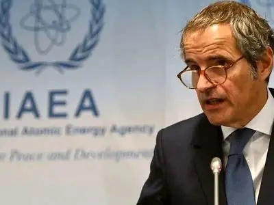 گروسی باز هم علیه ایران مثل قبل از جنگ 12 روزه / این مرد آلت دست ترامپ و نتانیاهو برای حمله به ایرانه ! + ادعای تازه گروسی از سایت‌های بمباران‌ شده ایران/ وجود اورانیوم غنی‌شده در سایت‌های هدف‌قرارگرفته !