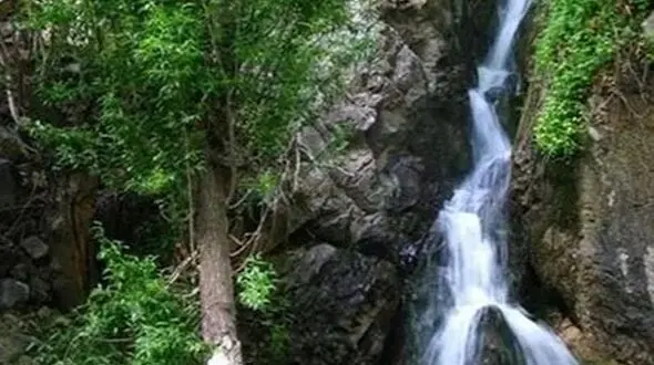 دو چهره از جاهای دیدنی ایران