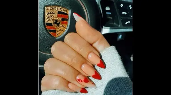 فیلم رفتار بی شرمانه داخل پورشه وسط شهر تهران  / مچ گیری خبرنگار و گفتگوی شوک آور