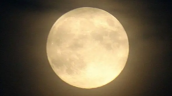 دو چهره از آرامش در شب و روز
