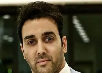 رونمایی از مادر جوان و قدبلند پوریا پورسرخ، آرش سریال کیمیا/ چه اصیل و باکلاس+عکس