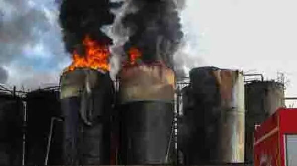 فیلم  کارخانه چرم سازی بوئین زهرا بعد از خاموشی آتش و کشف جسد