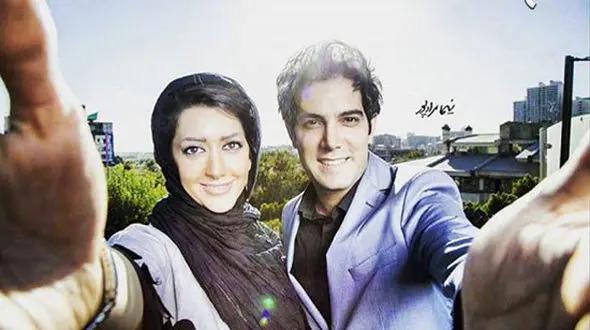 امیرعلی نبویان و همسرش دو دستی گوشی را برای گرفتن این سلفی چسبیدند! +عکس 