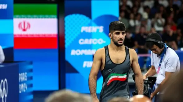 ساعت دقیق بازی های نیمه نهایی سومین روز رقابت های کشتی فرنگی / فرنگی کاران به مصاف چه کشتی گیرانی می روند؟