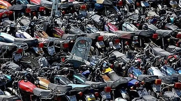 پایان جولان موتورسوارهای مست در آبادان / آن ها با مسافران نوروزی چه می کردند؟ 