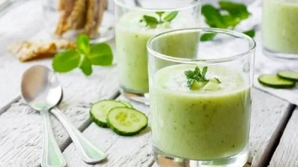 نوشیدنی که پوست تان را مثل آیینه صاف می کند