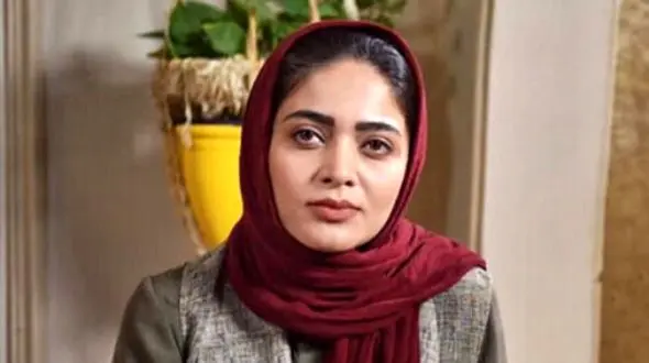 تغییرات تیپ و استایل خانم عارفه معماریان «دختر محمود نقاش» ۵ سال بعد از سریال پایتخت! 