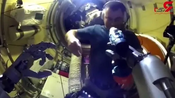 ربات انسان نمای روسی دست به آچار شد+فیلم