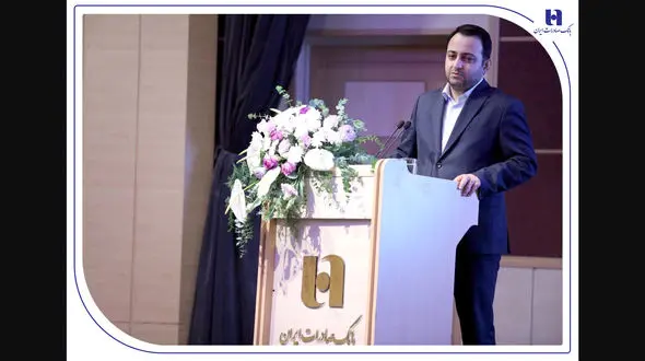 اصلاح فرهنگ بانکداری رکن اصلی ماندگاری در عرصه رقابت است