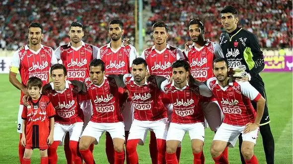 همراه با پوست‌اندازی عجیب به سبک برانکو+ عکس