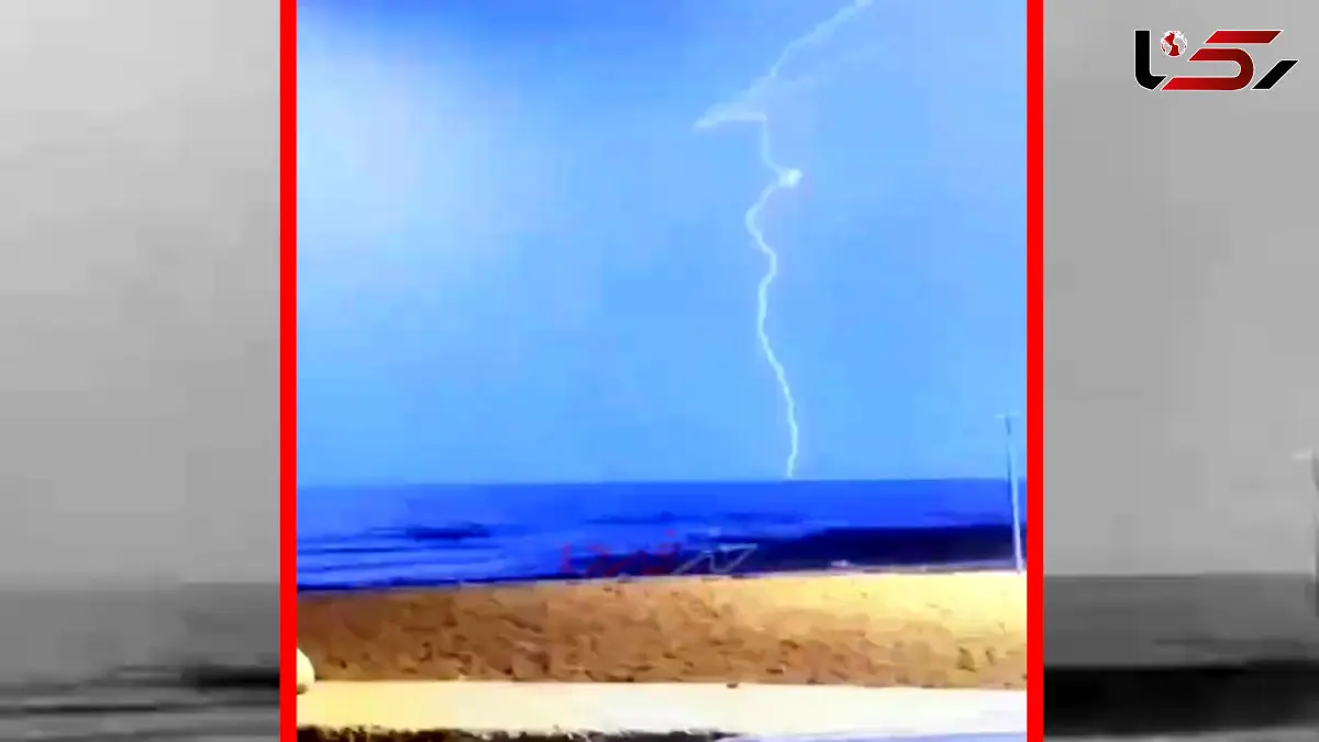 فیلم صاعقه مهیب آسمان بندر کنگان را روشن کرد