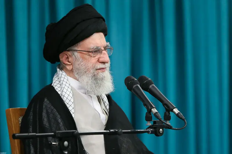 دیدار نمایندگان مجلس شورای اسلامی  با رهبر انقلاب حضرت آیت الله خامنه ای -چهارشنبه ۲۱ خرداد ۱۴۰۴