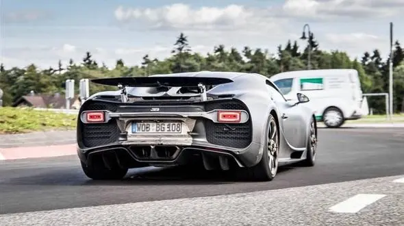 شمارش معکوس برای معرفی رسمی بوگاتی دیوو آغاز شد+فیلم