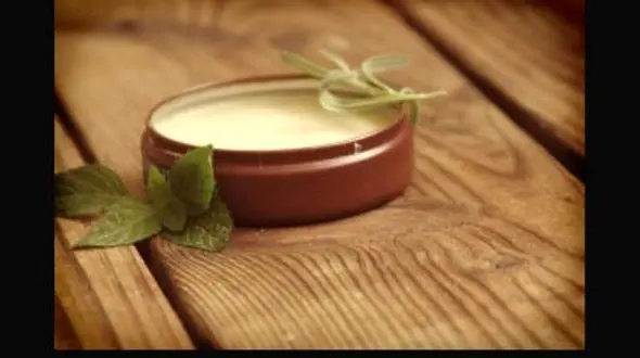 دئودرانت طبیعی و دست ساز درست کنید+ طرز تهیه