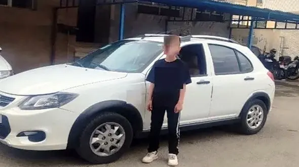 پسر 8 ساله پشت فرمان کوئیک!