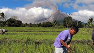 ادامه فوران خاکستر از آتش‌فشان «مایون» در فیلیپین+تصاویر