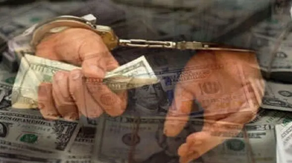 فعالان غیرمجاز ارزی در میدان فردوسی تهران دستگیر شدند