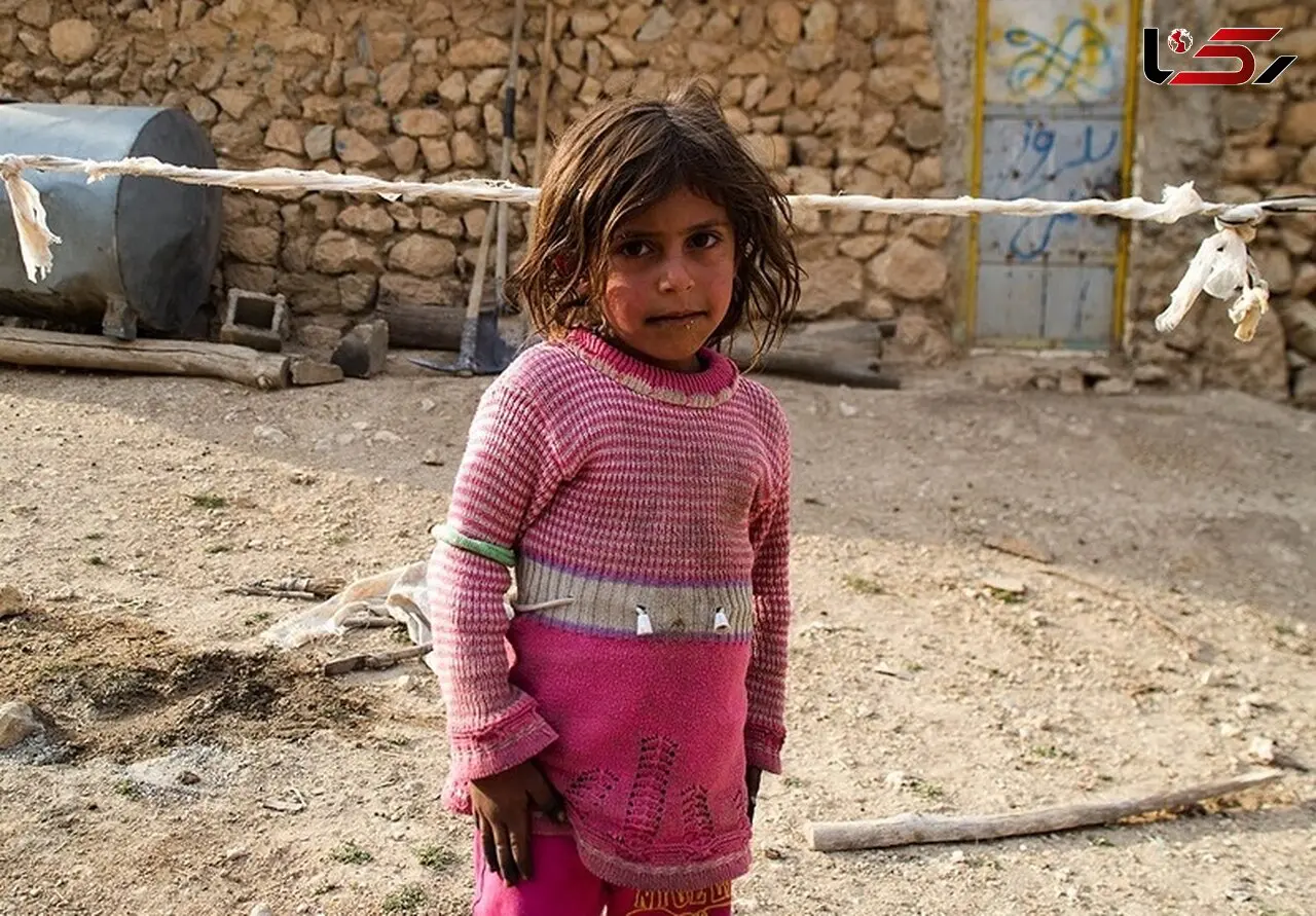 بسیاری از کودکان کهنوج و فاریاب برای مدرسه رفتن کفش ندارند/ روستاهایی در کرمان حتی یک جوان دیپلمه ندارند/ دانش‌آموزان روستایی تحصیل را رها می‌کنند تا جوشکاری و نگهبانی کنند