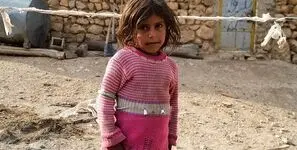 بسیاری از کودکان کهنوج و فاریاب برای مدرسه رفتن کفش ندارند/ روستاهایی در کرمان حتی یک جوان دیپلمه ندارند/ دانش‌آموزان روستایی تحصیل را رها می‌کنند تا جوشکاری و نگهبانی کنند