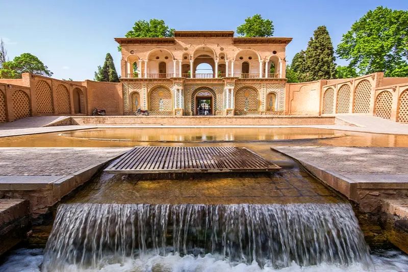 سفرهای کوتاه_مدت هوایی_ بهترین گزینه برای تعطیلات آخر هفته - تصویر 1