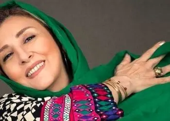 نظرخواهی مرجانه گلچین درباره این عکس / به نظر شما من در این عکس دارم سرم و بر می دارم میرم؟