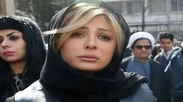 آواز احساسی؛ نیوشا ضیغمی با این آهنگ چه گریه ای میکنه بعد از فوت کردن عشقش