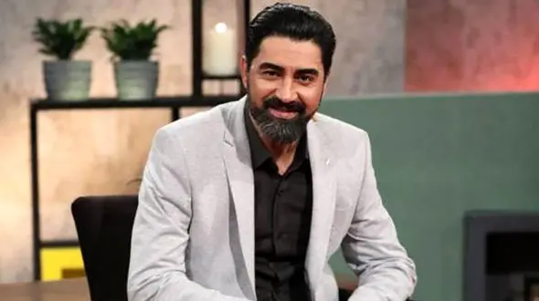 تقلیدصدای مهدی فخیم زاده توسط محمدرضا علیمردانی!!!/رامبد جوان از تعجب چشماش گرد شده+فیلم