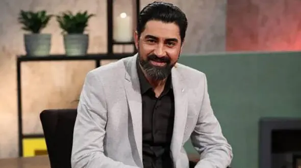 تقلیدصدای مهدی فخیم زاده توسط محمدرضا علیمردانی!!!/رامبد جوان از تعجب چشماش گرد شده+فیلم