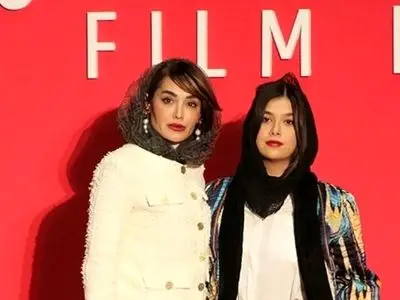 فیلم/ درخشندگی تیپ و استایل خانم بازیگران ایرانی در جشنواره جهانی فجر شیراز/ از جذابیت نفس بازغی تا ستاره پسیانی و  هدی زین‌العابدین از ماهور الوند و  گلاره عباسی تا افسانه پاکرو، الهام کردا، بهنوش بختیاری و...