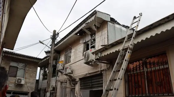 آتش‌سوزی در خانه‌های ویلایی رشت / علت حادثه در دست بررسی است