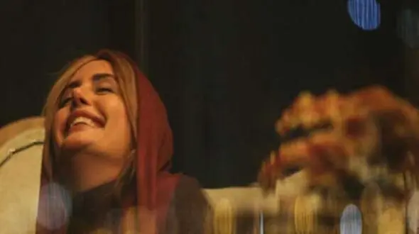رونمایی از پوشش زیبای الناز شاکردوست و سحر دولتشاهی به سبک زنان جنوب ایران + عکس