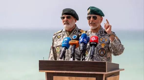 اگر دشمنان مرتکب خطا شوند، پوزه شان را به خاک می مالیم