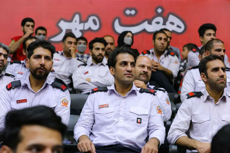 روز آتش نشان 9